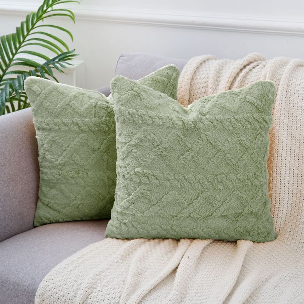 2pcs Short Plush Solid Throw Pillow Covers for Sofa 20 x 20 Inch Light Green